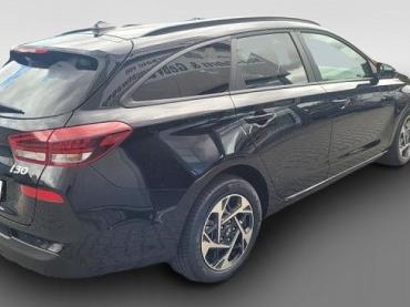 Hyundai i30 GO i30 SW 1.6 GO*Navi*LED*Shzg*Lhzg*PDC*Cam*16Z... Tageszulassung