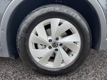 VW Tiguan eTSI DSG|NAVI|WINTERPAKET|LED|PDCVO+HI Gebrauchtwagen