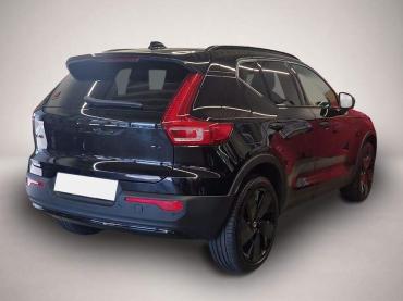 Fahrzeug ansehen: Volvo XC40 B4 2WD Plus Black Edition STDHZ * 360°VIEW Volvo XC40 B4 2WD Plus Black Edition STDHZ * 360°VIEW