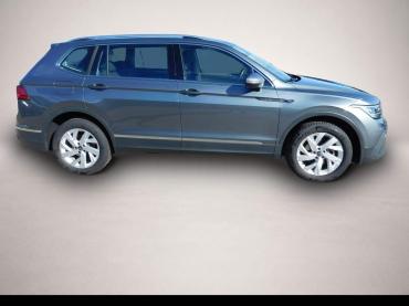 Volkswagen Tiguan Allspace 1.5 TSI Life 7 Sitze Navi DSG...