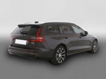 Volvo V60 Kombi Ultra Dark Recharge Plug-In Hybrid AWD HUD StandHZG Digitales Cockpit Memory Sitze Jahreswagen