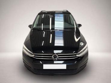Fahrzeug ansehen: Volkswagen Touran Comfortline Edition 1.5 TSI EVO ACT 150PS/110kW. Volkswagen Touran Comfortline Edition 1.5 TSI EVO ACT 150PS/110kW.