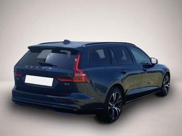 Fahrzeug ansehen: Volvo V60 B4 B DKG Plus Dark Pano * HuD * 360°View * Mj.26 Volvo V60 B4 B DKG Plus Dark Pano * HuD * 360°View * Mj.26