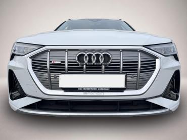 Fahrzeug ansehen: Audi e-tron S-Line 20 Zoll Kamera el.Klappe Navi SHZ Audi e-tron S-Line 20 Zoll Kamera el.Klappe Navi SHZ