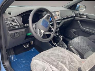 Fahrzeug ansehen: Volkswagen T-Cross 1.5 TSI DSG R-Line * AHK * IQ.Light * Navi Volkswagen T-Cross 1.5 TSI DSG R-Line * AHK * IQ.Light * Navi
