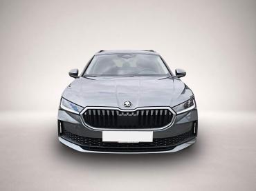 Fahrzeug ansehen: Skoda Superb Combi 2.0 TDI DSG Essence NAVI RFK ACC SI Skoda Superb Combi 2.0 TDI DSG Essence NAVI RFK ACC SI