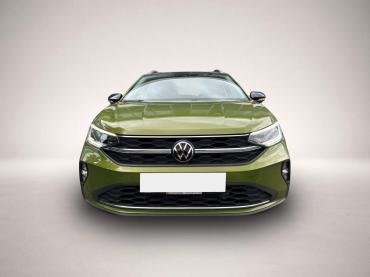 Volkswagen Taigo 1.5 TSI DSG Style AHK LED NAVI SHZ PARKP