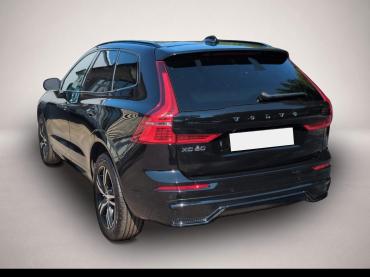 Fahrzeug ansehen: Volvo XC60 B4 (Benzin) R-Design 2WDm Automatik Bluetoo Volvo XC60 B4 (Benzin) R-Design 2WDm Automatik Bluetoo