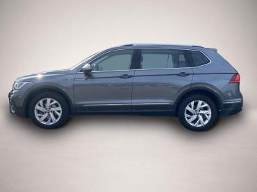 Volkswagen Tiguan Allspace 1.5 TSI DSG LIFE 7-SITZER AHK * AC