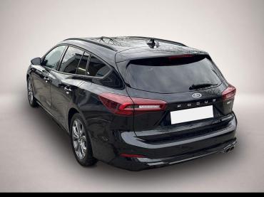 Fahrzeug ansehen: Ford Focus ST-Line Bluetooth Navi LED Klima el. Fenst Ford Focus ST-Line Bluetooth Navi LED Klima el. Fenst