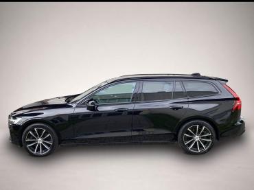 Fahrzeug ansehen: Volvo V60 T8 PHEV Plus Dark Recharge AWD * AHK * LED * 4xSHZ Volvo V60 T8 PHEV Plus Dark Recharge AWD * AHK * LED * 4xSHZ
