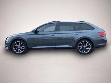 Skoda Superb Combi iV 1.4 TSI DSG Sportline AHK * SMART-