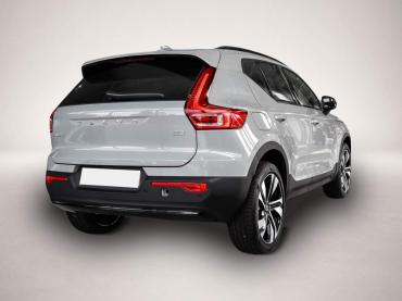 Volvo XC40 B3 Ultra Dark Alarmanlage 20 Zoll