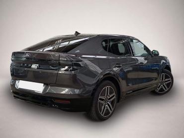 Fahrzeug ansehen: Ford Capri 79kWh AWD Premium * PANO * WÄRMEPUMPE * HUD Ford Capri 79kWh AWD Premium * PANO * WÄRMEPUMPE * HUD