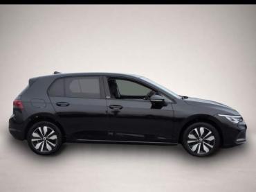Fahrzeug ansehen: Volkswagen Golf VIII MOVE 2.0TDI * ACC LED Navi SHZ heizb.Lkr Volkswagen Golf VIII MOVE 2.0TDI * ACC LED Navi SHZ heizb.Lkr