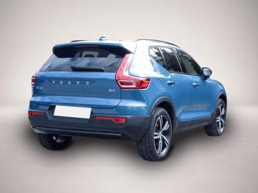 Fahrzeug ansehen: Volvo XC40 Plus Dark 2WD Digitales Cockpit Memory Sitz Volvo XC40 Plus Dark 2WD Digitales Cockpit Memory Sitz
