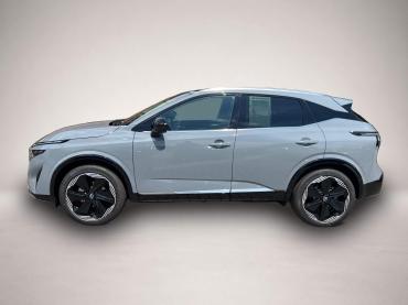 Fahrzeug ansehen: Nissan Qashqai TEKNA * Premium Plus 1.3 DIG-T MHEV 116kw Xtroni. Nissan Qashqai TEKNA * Premium Plus 1.3 DIG-T MHEV 116kw Xtroni.