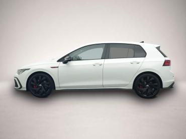 Fahrzeug ansehen: Volkswagen Golf GTI 8 2.0 TSI DSG STAND NAVI PANO ACC HARMA Volkswagen Golf GTI 8 2.0 TSI DSG STAND NAVI PANO ACC HARMA