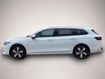 Volkswagen Passat Variant 1.5 eTSI DSG Business Navi * AHK * DC