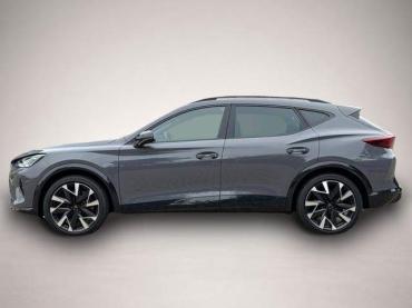Fahrzeug ansehen: Cupra Formentor VZ 4x4 AHK * NAVI * KAMERA * eHK * KESSY * ACC * 19" ALU * LE. Cupra Formentor VZ 4x4 AHK * NAVI * KAMERA * eHK * KESSY * ACC * 19" ALU * LE.
