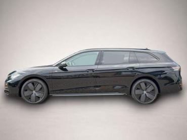 Fahrzeug ansehen: Volkswagen Passat Variant R-Line Edition Plus LEDER * PANO * AHK * MATRIX * eHK * 3. Volkswagen Passat Variant R-Line Edition Plus LEDER * PANO * AHK * MATRIX * eHK * 3.