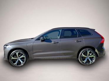 Fahrzeug ansehen: Volvo XC60 R-Design Recharge AHK * Kamera * DAB * Navi Volvo XC60 R-Design Recharge AHK * Kamera * DAB * Navi