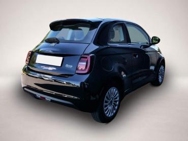 Fahrzeug ansehen: Fiat 500e Action Apple CarPlay Android Auto Fahrerpro Fiat 500e Action Apple CarPlay Android Auto Fahrerpro