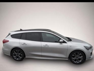 Fahrzeug ansehen: Ford Focus Turnier ST-Line X * Cam * Panoramadach * AHK * AT Ford Focus Turnier ST-Line X * Cam * Panoramadach * AHK * AT
