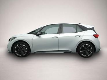 Cupra Born 5-J-GAR NAVI KAMERA LED
