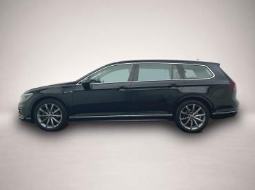 Fahrzeug ansehen: Volkswagen Passat Variant 2.0 TDI DSG Elegance R-Line NAVI Volkswagen Passat Variant 2.0 TDI DSG Elegance R-Line NAVI