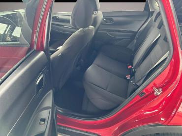 Hyundai BAYON Comfort Plus 1.2 MPI / Navi / PDC m. Kamer