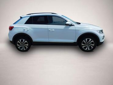 Fahrzeug ansehen: Volkswagen T-Roc 1.5 Active Comfortline TSI BMT Navi Klima. Volkswagen T-Roc 1.5 Active Comfortline TSI BMT Navi Klima.