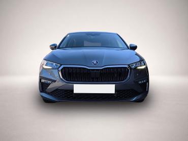 Fahrzeug ansehen: Skoda Scala 1.5 TSI Drive 5-J-G AHK LED RFK Skoda Scala 1.5 TSI Drive 5-J-G AHK LED RFK