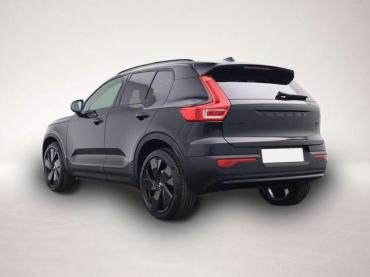 Volvo XC40 2.0 Black Edition Plus B4 Mild-Hybrid 197P