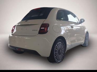 Fahrzeug ansehen: Fiat 500C HYBRID DOLCEVITA Fiat 500C HYBRID DOLCEVITA