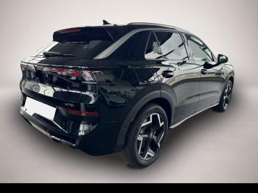 Fahrzeug ansehen: Volkswagen T-Roc 1.5 eTSI R-Line Navi AHK Kamera ACC SitzHZ Volkswagen T-Roc 1.5 eTSI R-Line Navi AHK Kamera ACC SitzHZ