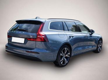 Volvo V60 Kombi Core Digitales Cockpit Soundsystem LED