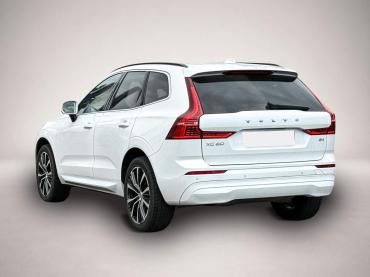 Volvo XC60 B4 B Core 2WD StandHZG Soundsystem LED Kurv