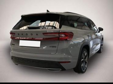 Fahrzeug ansehen: Skoda Kodiaq 1.5 TSI DSG Sportline Navi LED ACC PANO W Skoda Kodiaq 1.5 TSI DSG Sportline Navi LED ACC PANO W