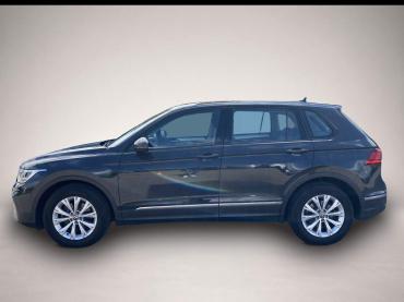 Volkswagen Tiguan 1.5 TSI AHK * NAVI * LED * DAB * LANE-ASSIST * SHZ