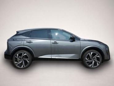 Fahrzeug ansehen: Nissan Qashqai TEKNA * plus 4X4 BOSE/Panodach/Leder/AHK Nissan Qashqai TEKNA * plus 4X4 BOSE/Panodach/Leder/AHK