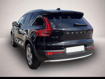 Fahrzeug ansehen: Volvo XC40 Core 2WD Automatik Navi LED MFL BT DAB Volvo XC40 Core 2WD Automatik Navi LED MFL BT DAB