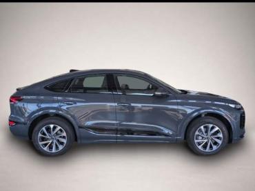 Fahrzeug ansehen: Audi Q6 e-tron Sportback S-LINE * AHK 360°Kam Panodach Audi Q6 e-tron Sportback S-LINE * AHK 360°Kam Panodach