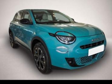Fiat 600 Hybrid La Prima * LEDER * LED * SHZ * NAVI * R-KAM * eK