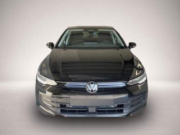 Fahrzeug ansehen: Volkswagen Golf Life 150PS AHK * Kessy * ALU17 * Kamera * SHZ * Parklenk * . Volkswagen Golf Life 150PS AHK * Kessy * ALU17 * Kamera * SHZ * Parklenk * .