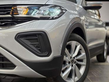 Volkswagen T-Cross 1.0 TSI IQ Drive ACC Keyless 17"Alu ...