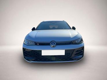 Fahrzeug ansehen: Volkswagen Passat Variant 2.0 TDI DSG R-line 5-J-GAR AHK Hu Volkswagen Passat Variant 2.0 TDI DSG R-line 5-J-GAR AHK Hu