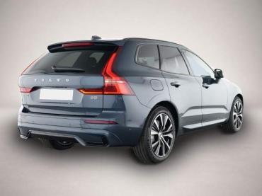 Fahrzeug ansehen: Volvo XC60 Ultra Dark AWD HUD AD Digitales Cockpit Mem Volvo XC60 Ultra Dark AWD HUD AD Digitales Cockpit Mem