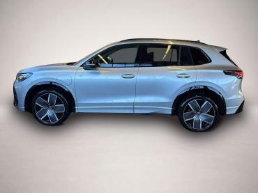 Fahrzeug ansehen: Volkswagen Tiguan 1.5 eHybrid DSG R-Line Black Style * IQ Light * Head_up Volkswagen Tiguan 1.5 eHybrid DSG R-Line Black Style * IQ Light * Head_up