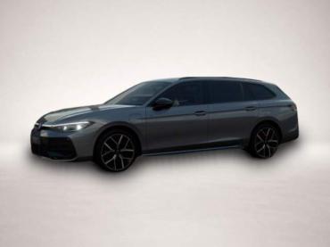 Fahrzeug ansehen: Volkswagen Passat Variant 1.5 TSI eHybrid DSG R-Line Matrix/Pano/AHK/AreaView/EasyOpen Volkswagen Passat Variant 1.5 TSI eHybrid DSG R-Line Matrix/Pano/AHK/AreaView/EasyOpen